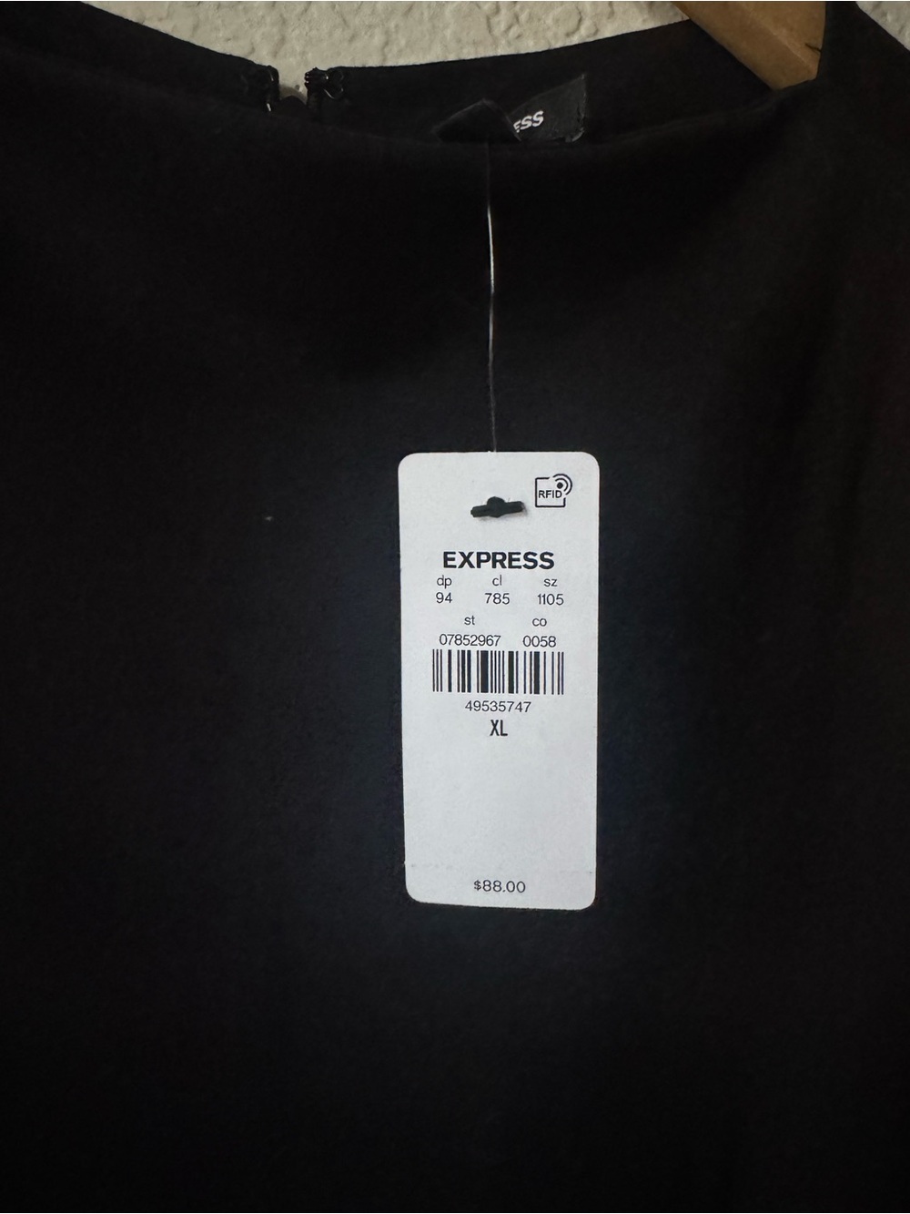 XL Classic Sleeveless Black Sheath Dress - Picture 5 of 5